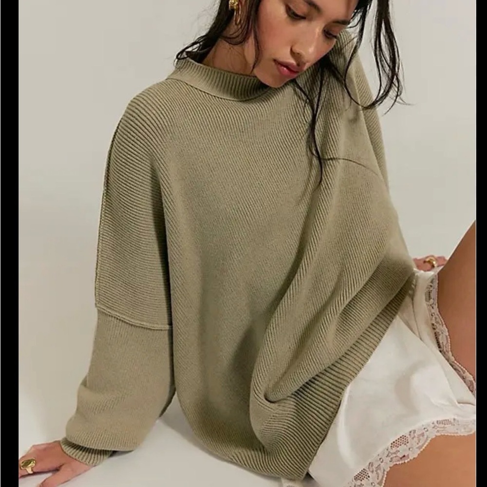 Cozy beige Knit Sweater